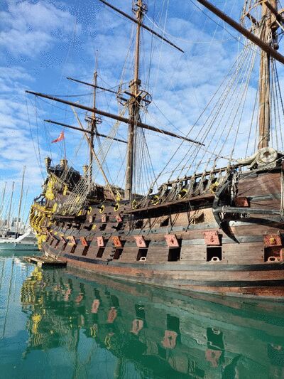 Vascello Neptune in Genoa